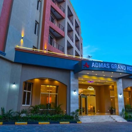 Admas Grand Hotel Entebbe Luaran gambar