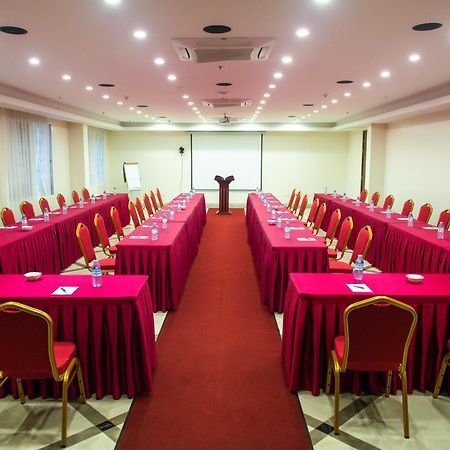 Admas Grand Hotel Entebbe Luaran gambar