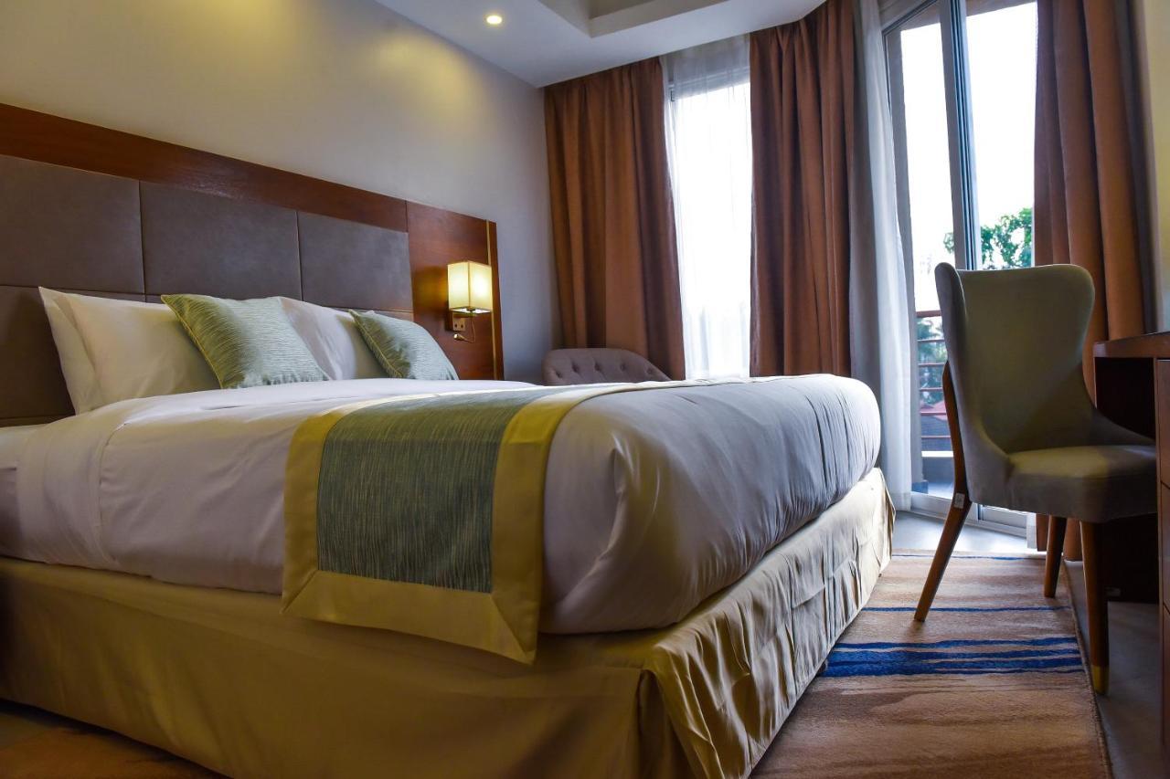 Admas Grand Hotel Entebbe Luaran gambar